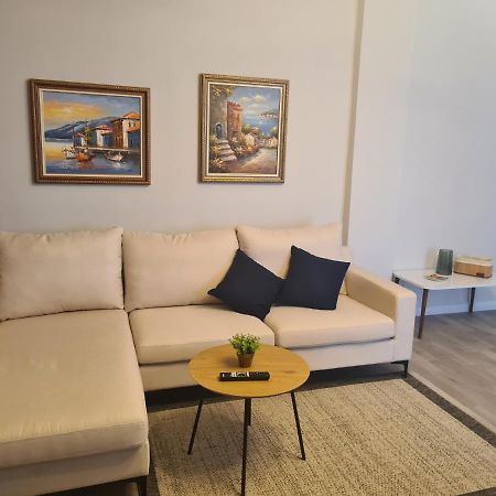 Old Beach Apartment Vlora Exterior foto